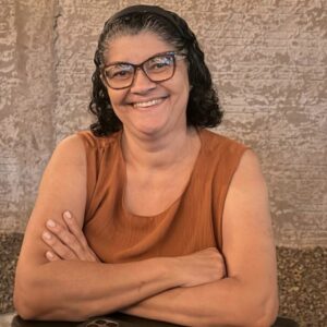 Lucinea de Lima Caldeira, contemplada com R$ 1 milhão na edição de junho do Pix do Milhão. Foto: divulgação/Pix do Milhão.