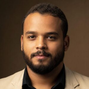 Diego Moreira transforma marketing em estratégia para impulsionar negócios no ambiente digital.