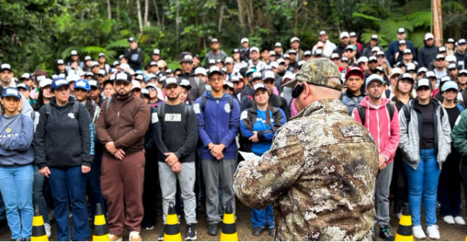 CEAB oferece treinamento com práticas de sobrevivência em selva.