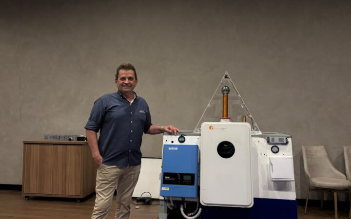 Apresentação do Multigerador de Energia Quântica no Recanto de Havalon, em Corguinho